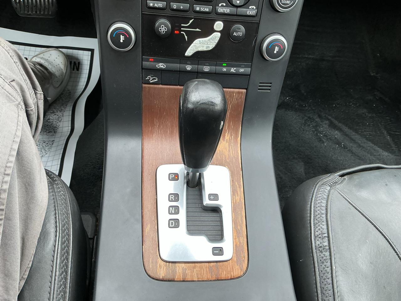 Volvo XC70 3.2 2010