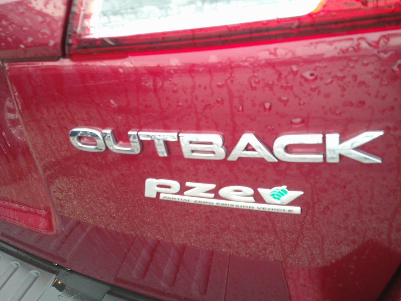 Subaru Outback 2.5i Limited 2011