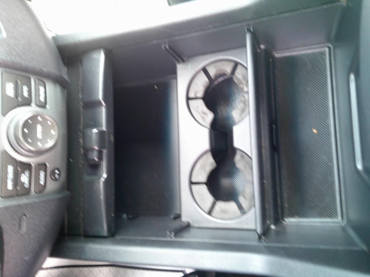 Honda Pilot Touring 4WD 5-Spd AT with DVD 2012