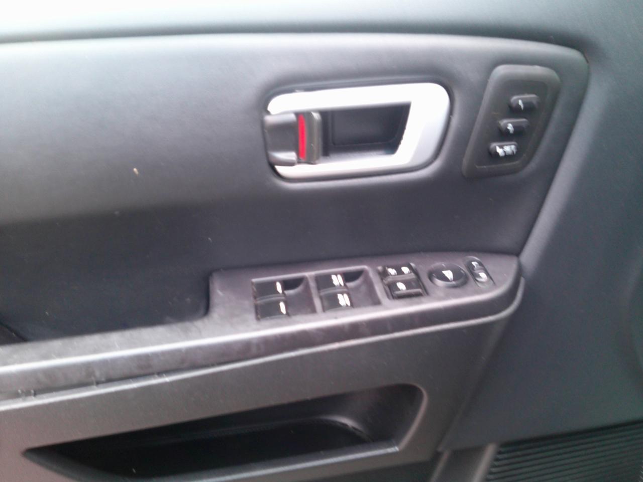 Honda Pilot Touring 4WD 5-Spd AT with DVD 2011