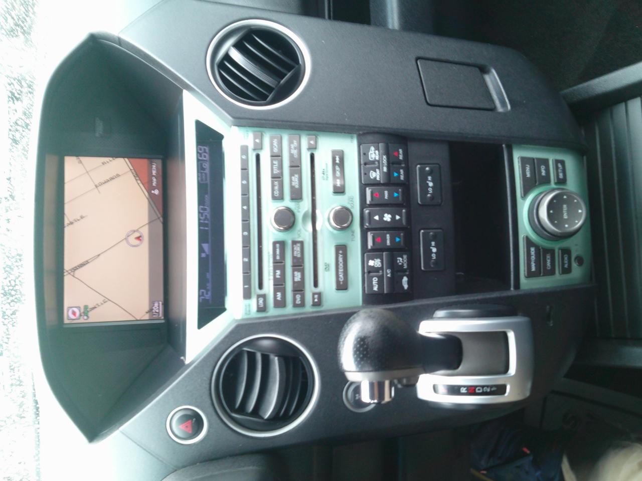 Honda Pilot Touring 4WD 5-Spd AT with DVD 2011