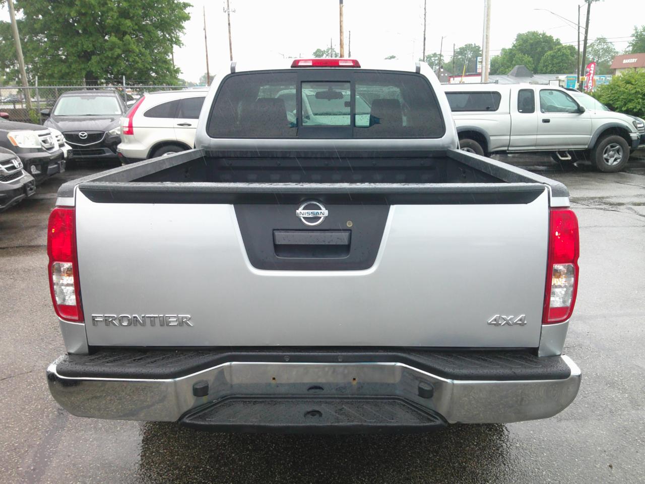 Nissan Frontier SV King Cab 5AT 4WD 2016
