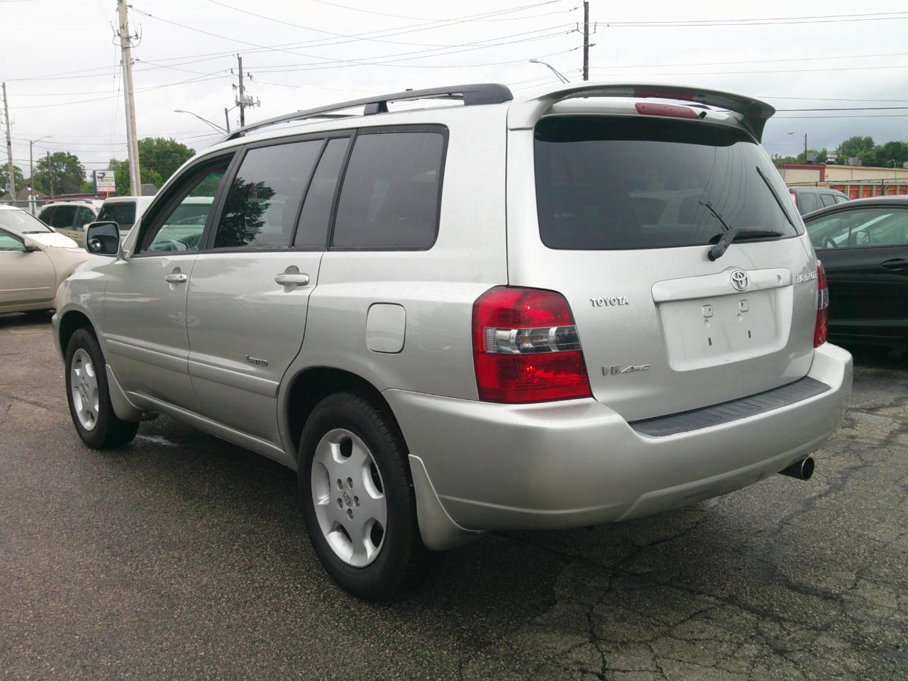 Toyota Highlander Limited V6 4WD 2006