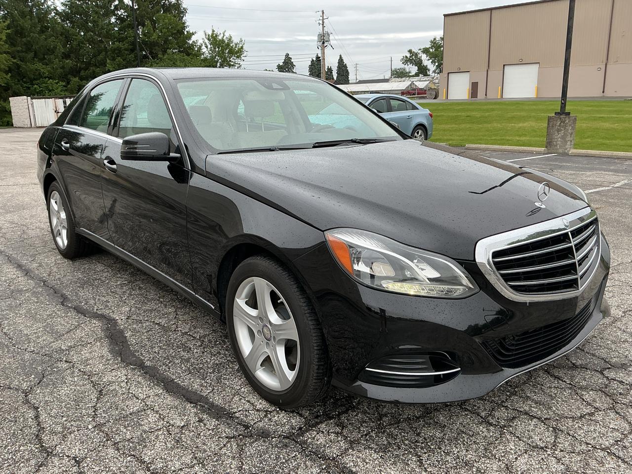 Mercedes-Benz E-Class E250 BlueTEC Sedan 2014