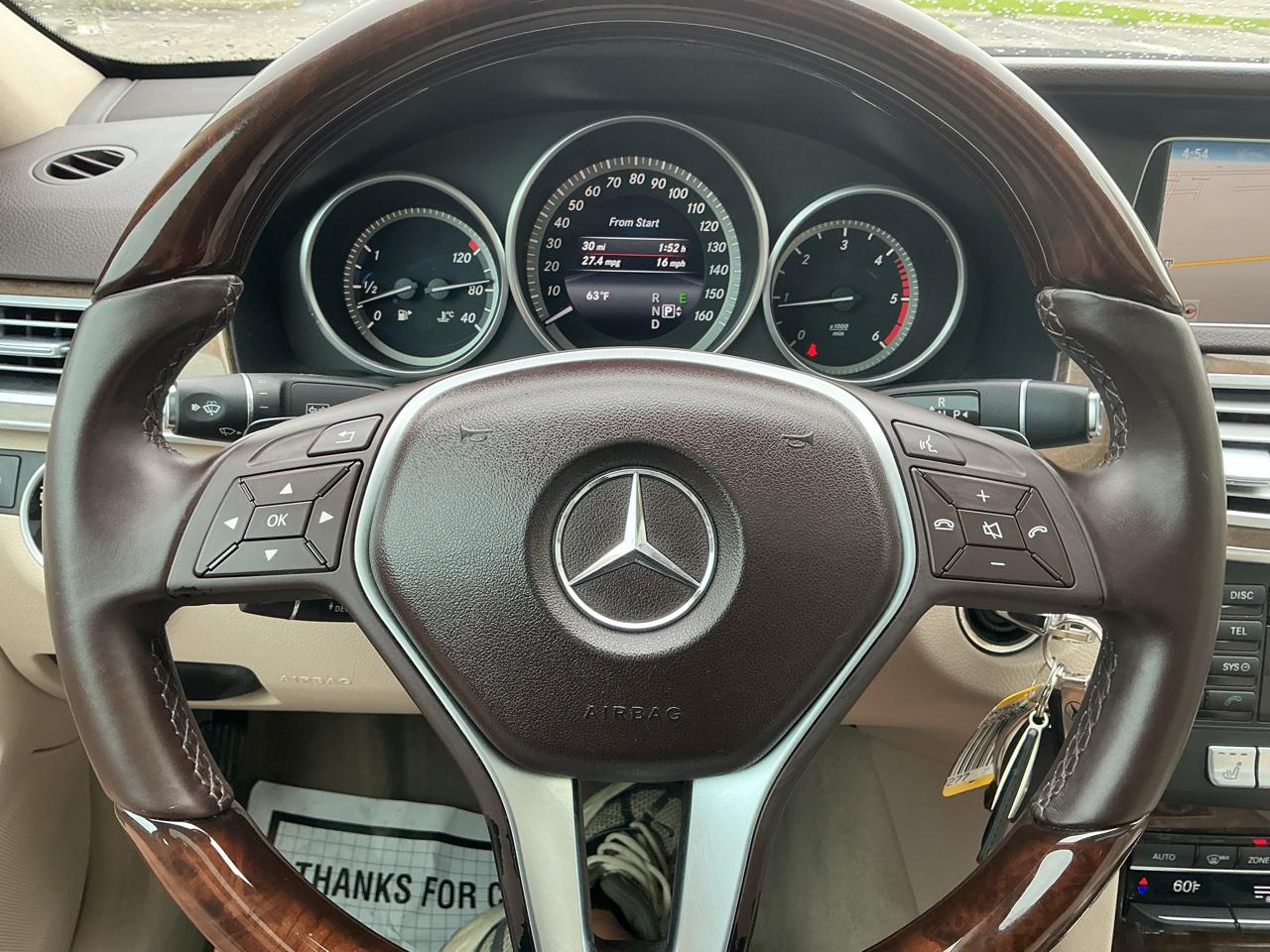 Mercedes-Benz E-Class E250 BlueTEC Sedan 2014