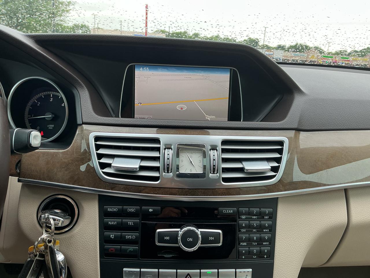 Mercedes-Benz E-Class E250 BlueTEC Sedan 2014