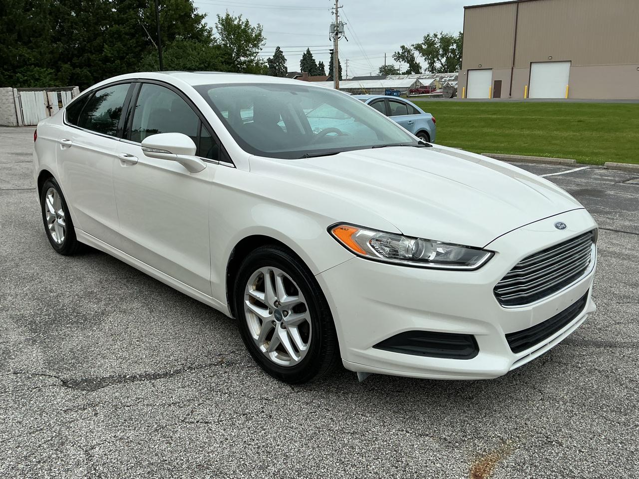 Ford Fusion SE 2013