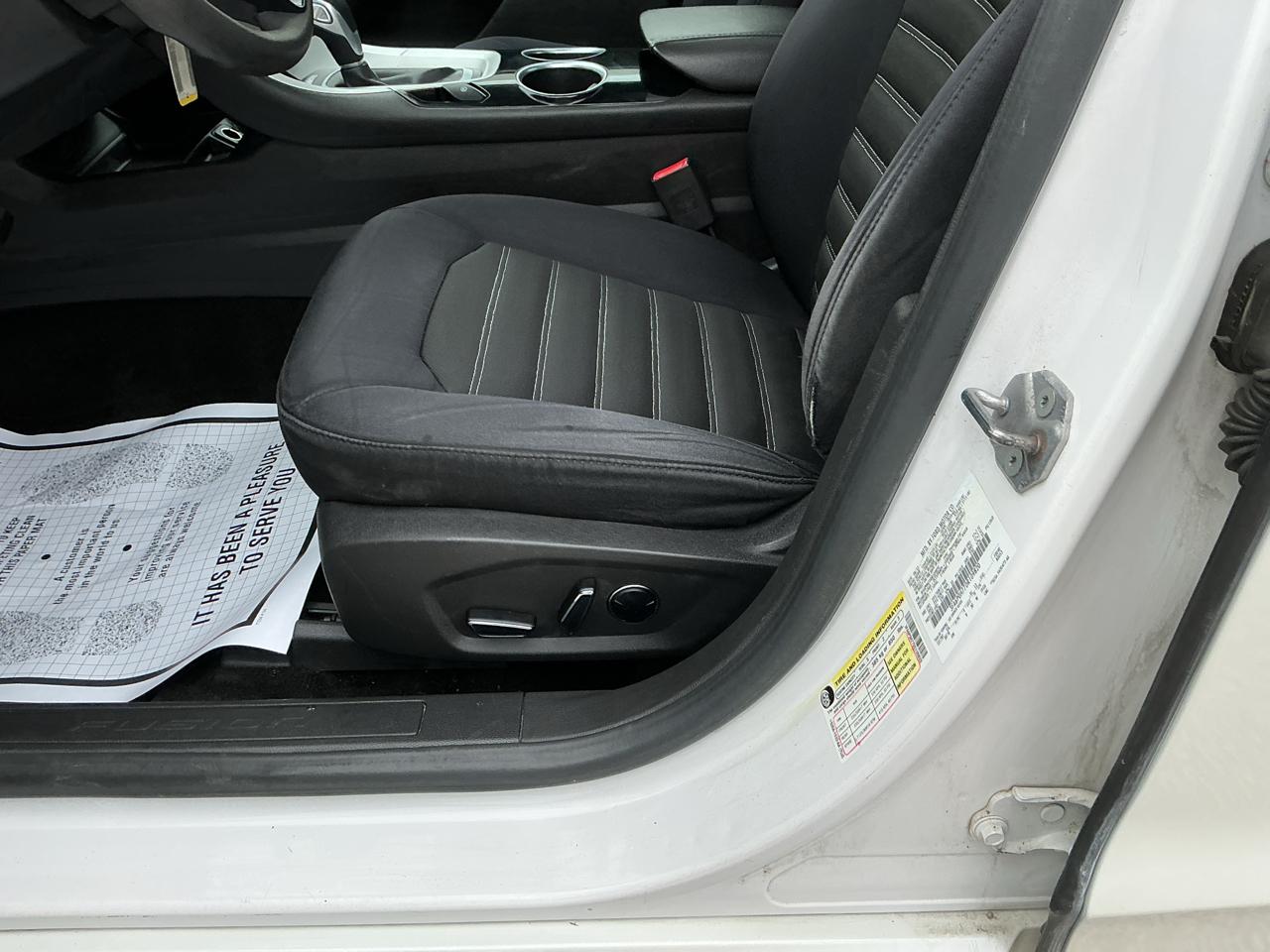 Ford Fusion SE 2013