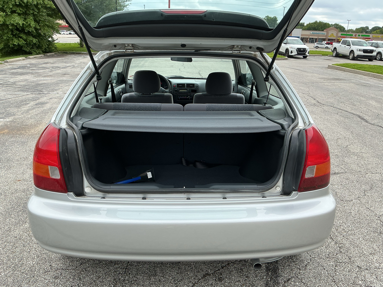 Honda Civic DX hatchback 1998