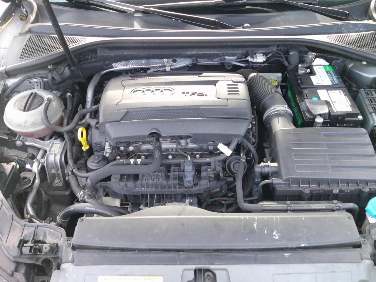 Audi A3 2.0T Premium Sedan quattro S tronic 2015