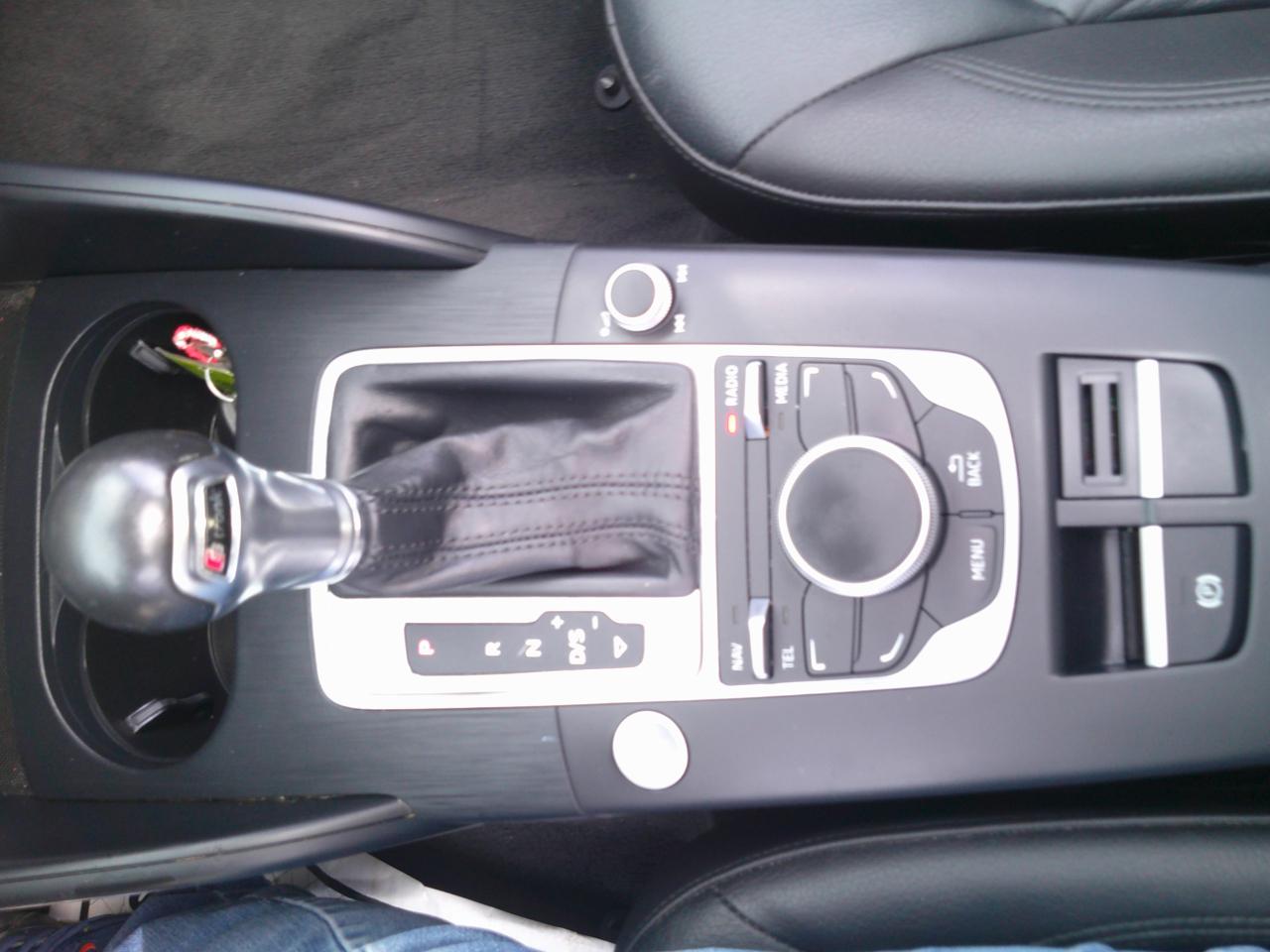 Audi A3 2.0T Premium Sedan quattro S tronic 2015