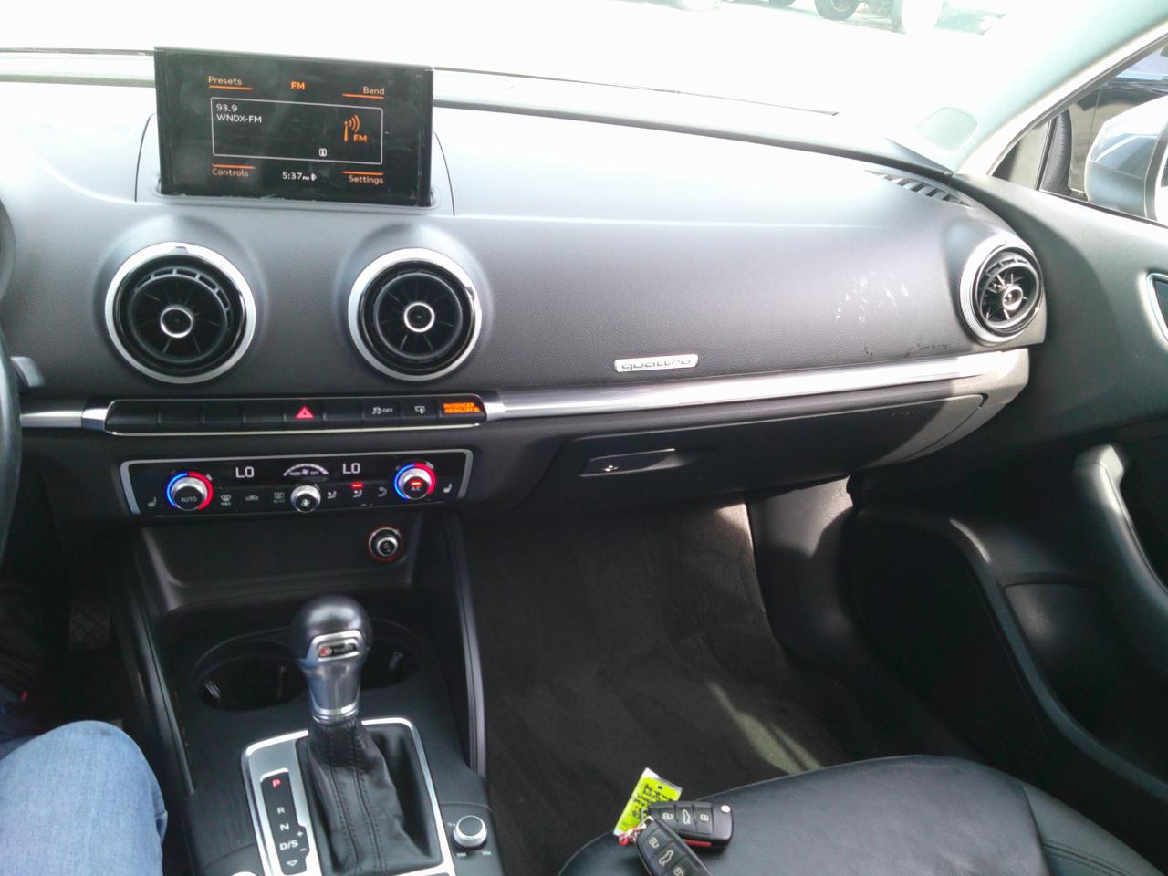 Audi A3 2.0T Premium Sedan quattro S tronic 2015