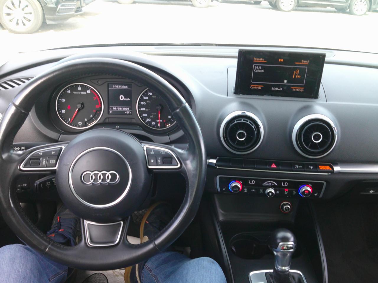 Audi A3 2.0T Premium Sedan quattro S tronic 2015