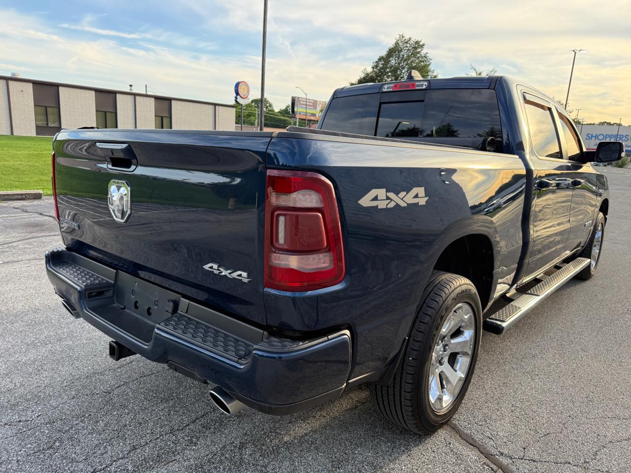 RAM 1500 Big Horn Crew Cab LWB 4WD 2019
