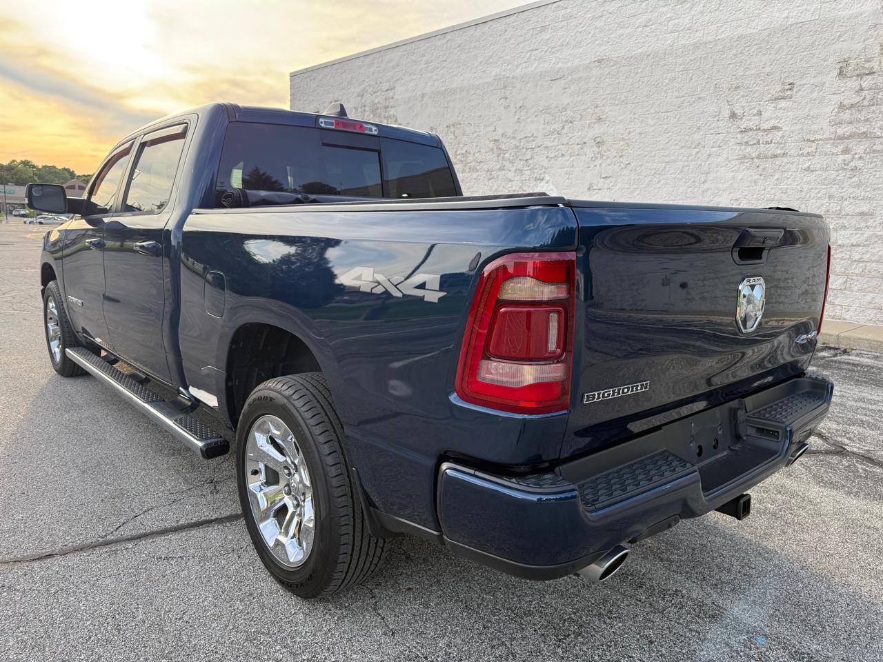 RAM 1500 Big Horn Crew Cab LWB 4WD 2019