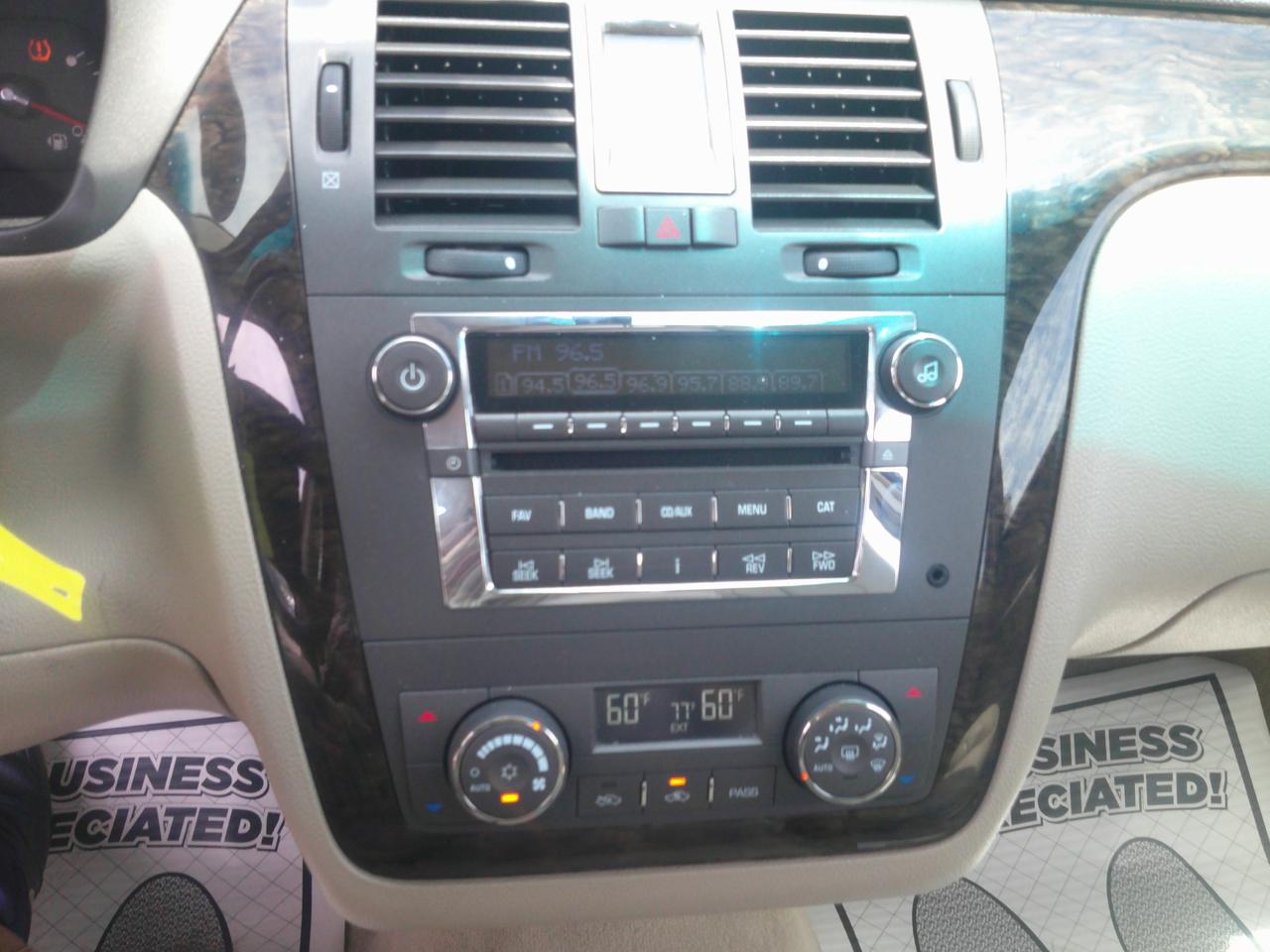 Cadillac DTS V8 2010
