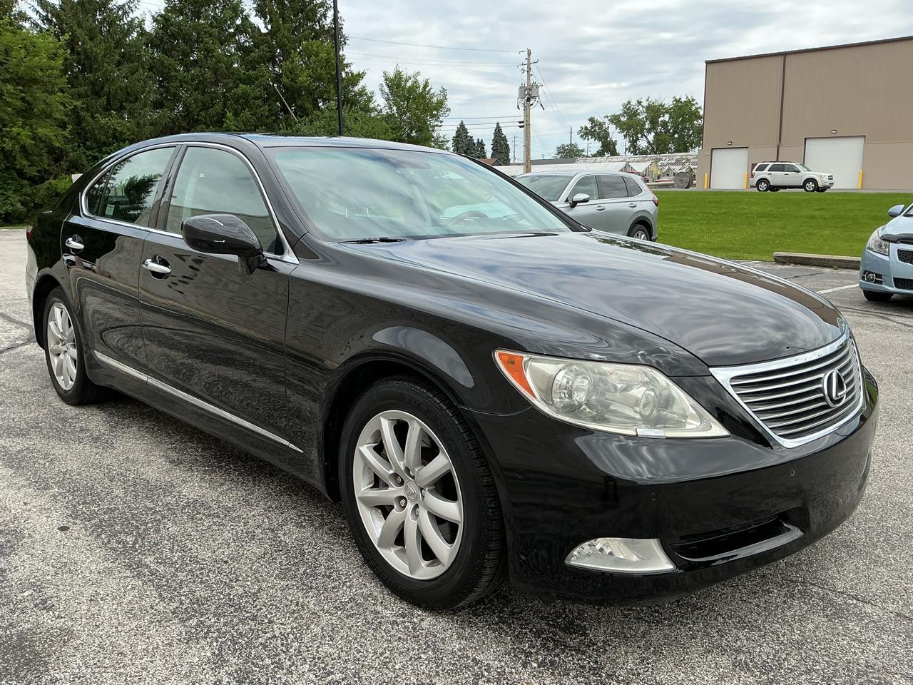 Lexus LS 460 Luxury Sedan AWD 2009