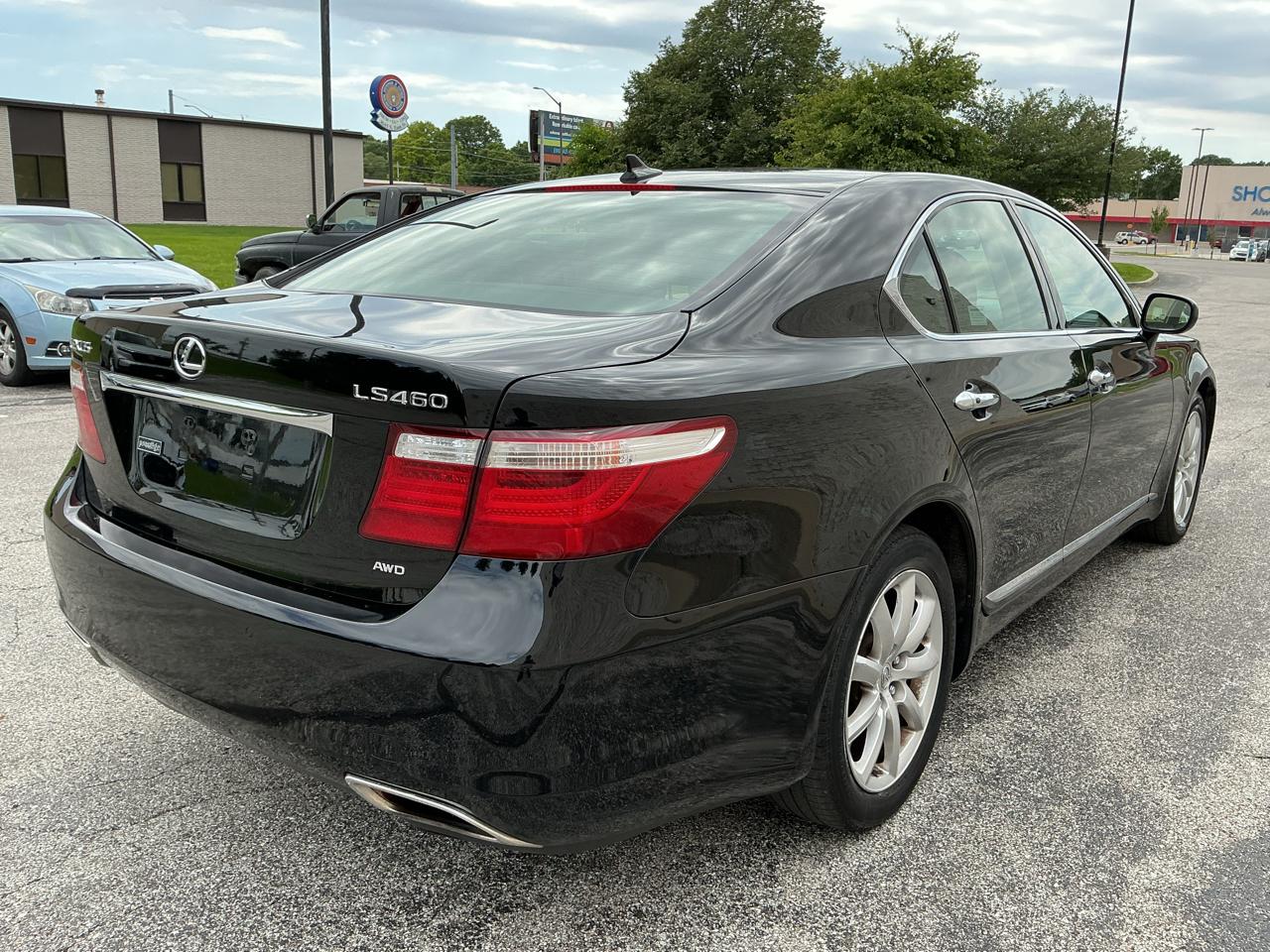 Lexus LS 460 Luxury Sedan AWD 2009