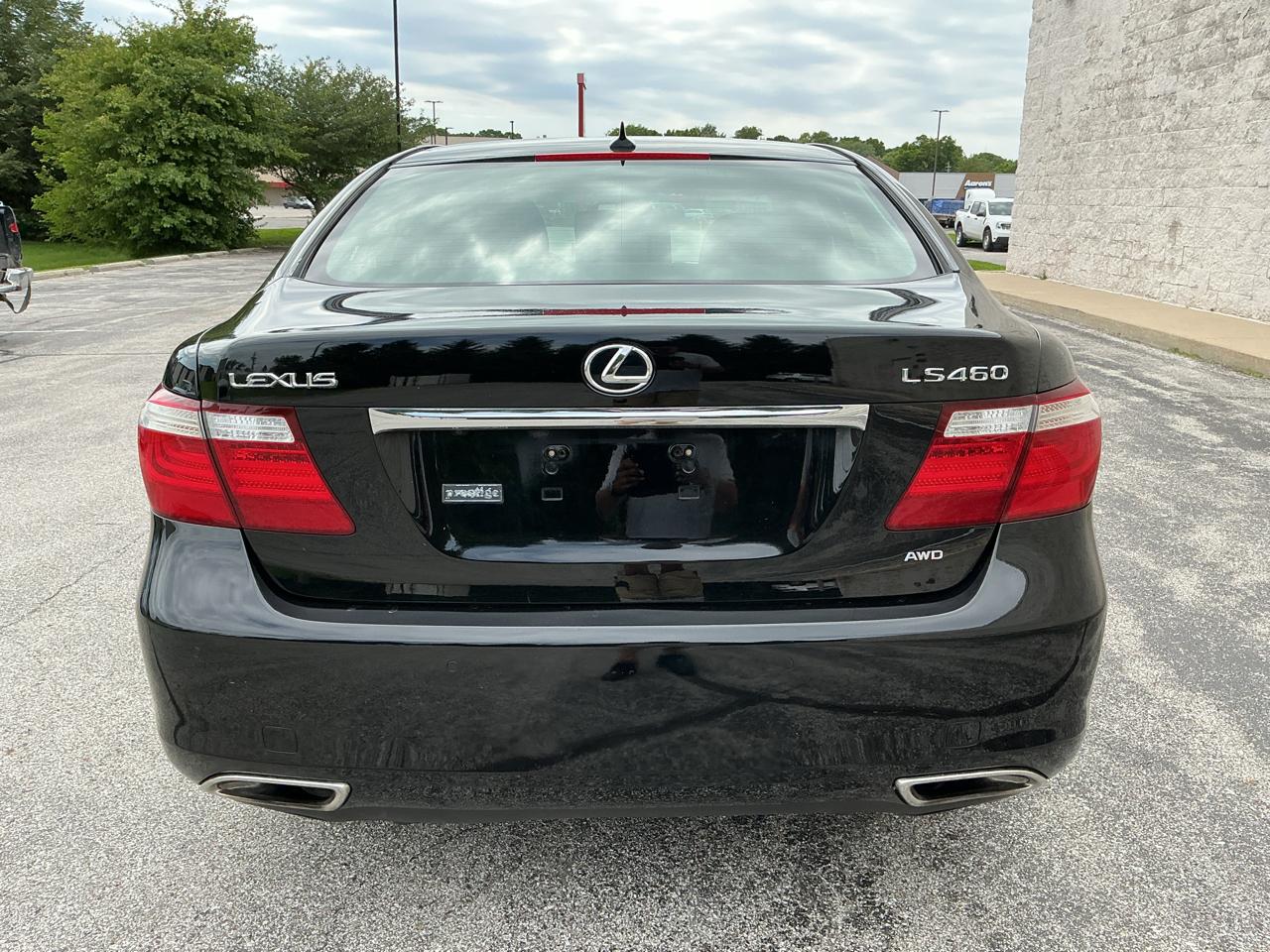Lexus LS 460 Luxury Sedan AWD 2009