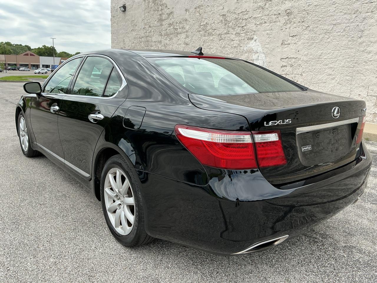 Lexus LS 460 Luxury Sedan AWD 2009