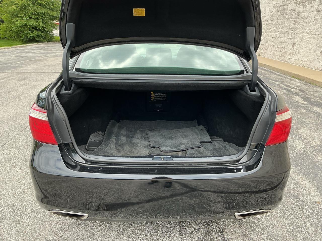 Lexus LS 460 Luxury Sedan AWD 2009