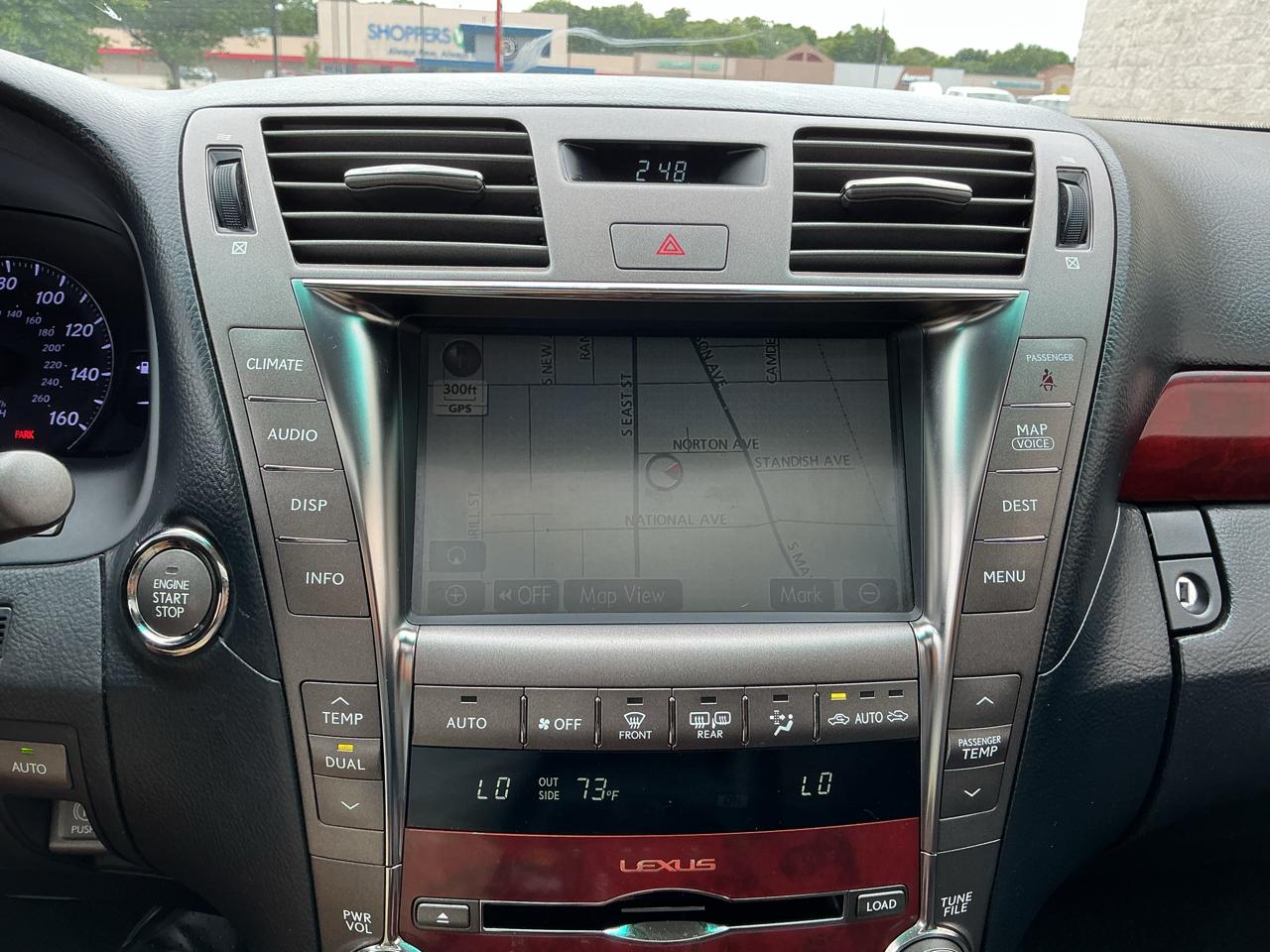 Lexus LS 460 Luxury Sedan AWD 2009