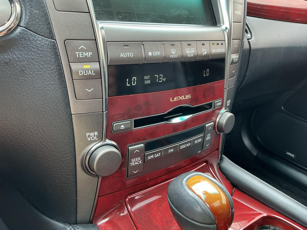 Lexus LS 460 Luxury Sedan AWD 2009