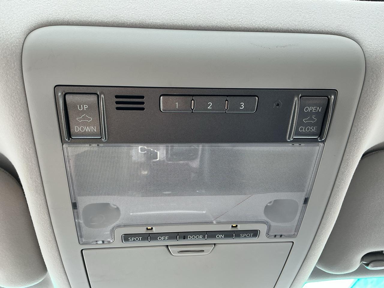 Lexus LS 460 Luxury Sedan AWD 2009