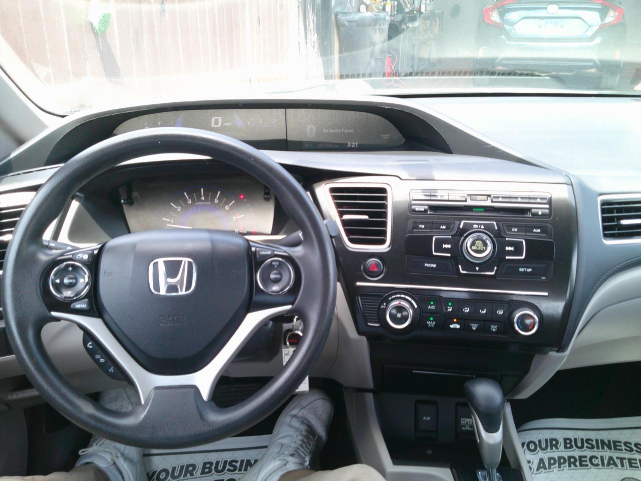 Honda Civic LX Sedan 5-Speed AT 2013
