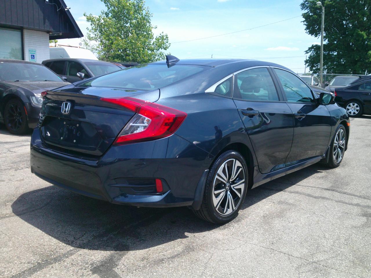 Honda Civic EX-TL Sedan CVT 2016