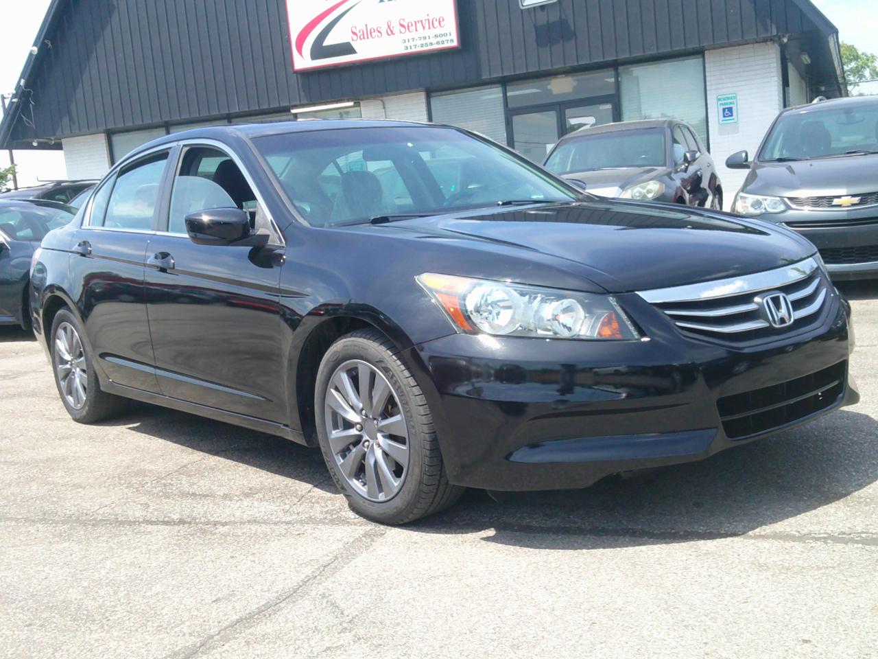 Honda Accord EX Sedan AT 2012