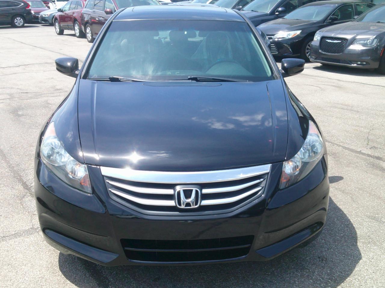 Honda Accord EX Sedan AT 2012