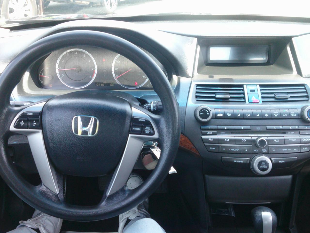 Honda Accord EX Sedan AT 2012