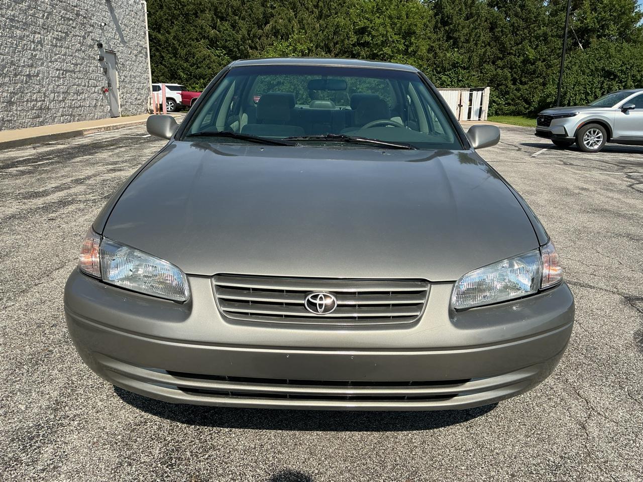 Toyota Camry CE V6 1997
