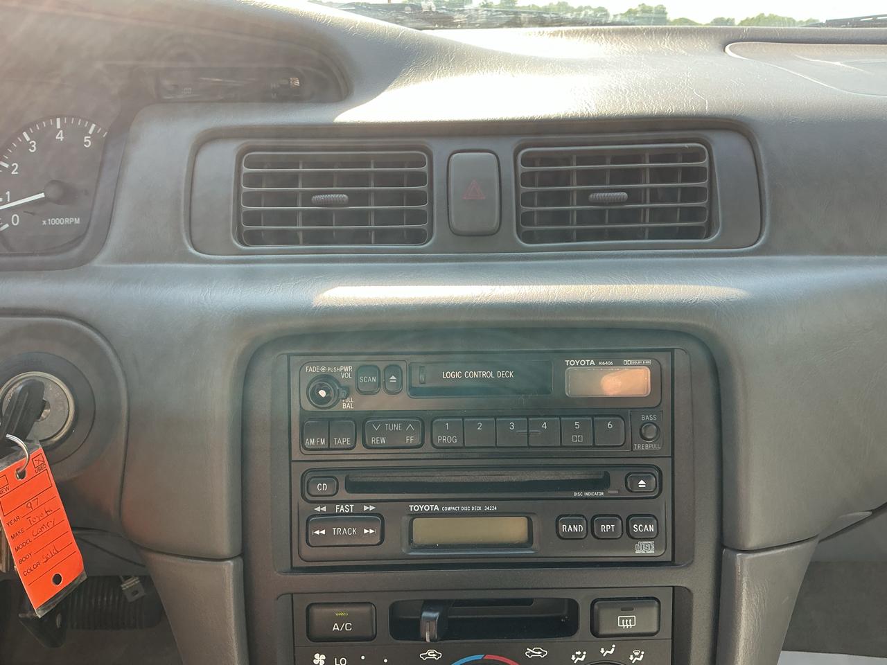 Toyota Camry CE V6 1997
