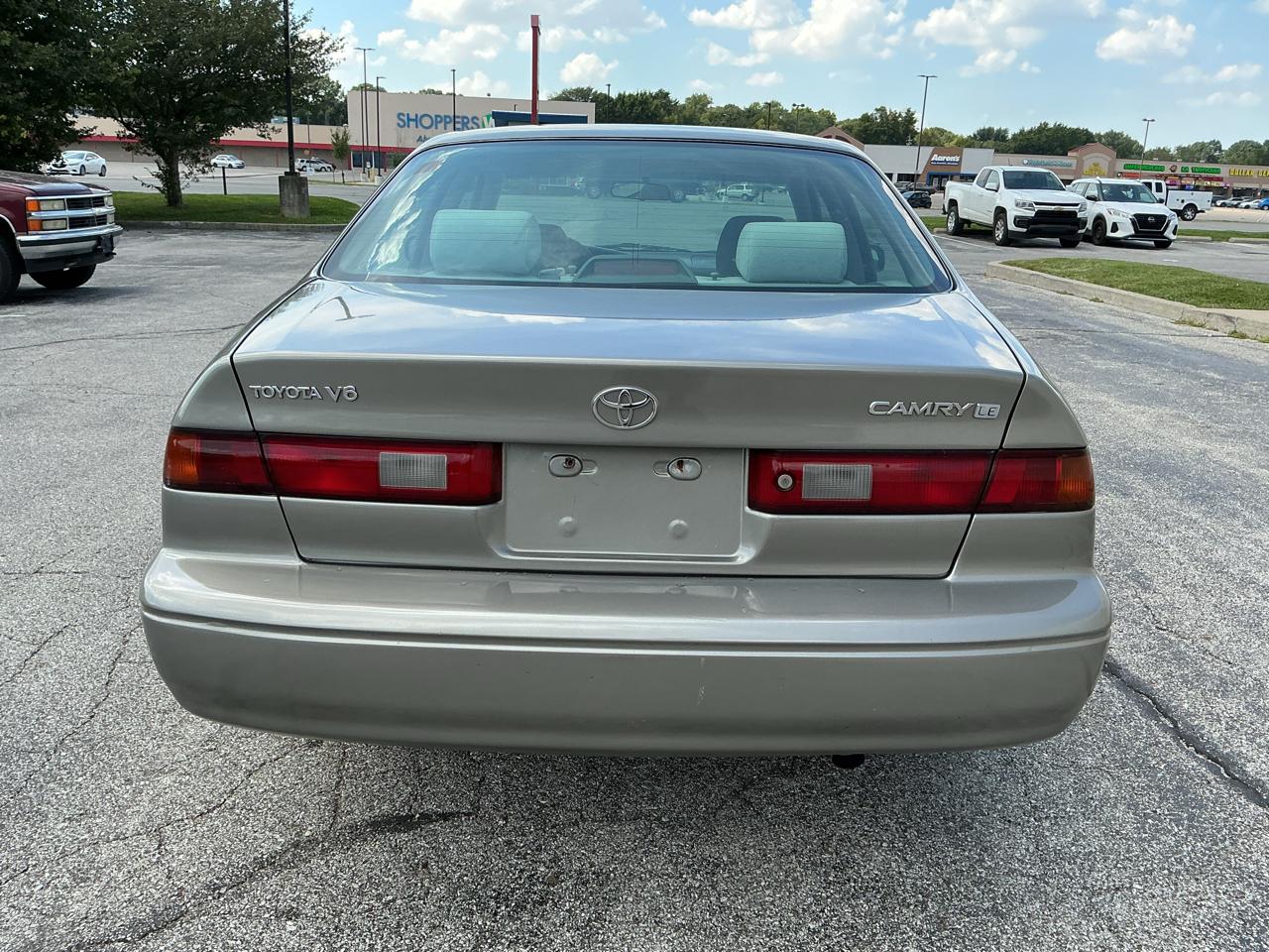 Toyota Camry CE V6 1997