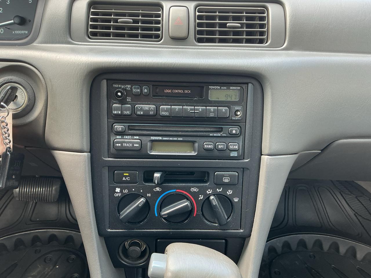 Toyota Camry CE V6 1997