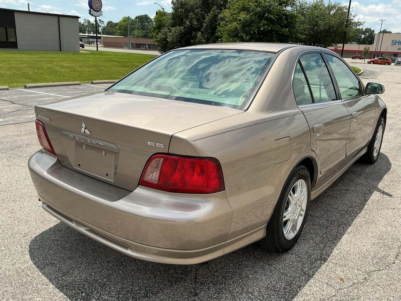 Mitsubishi Galant ES 2002
