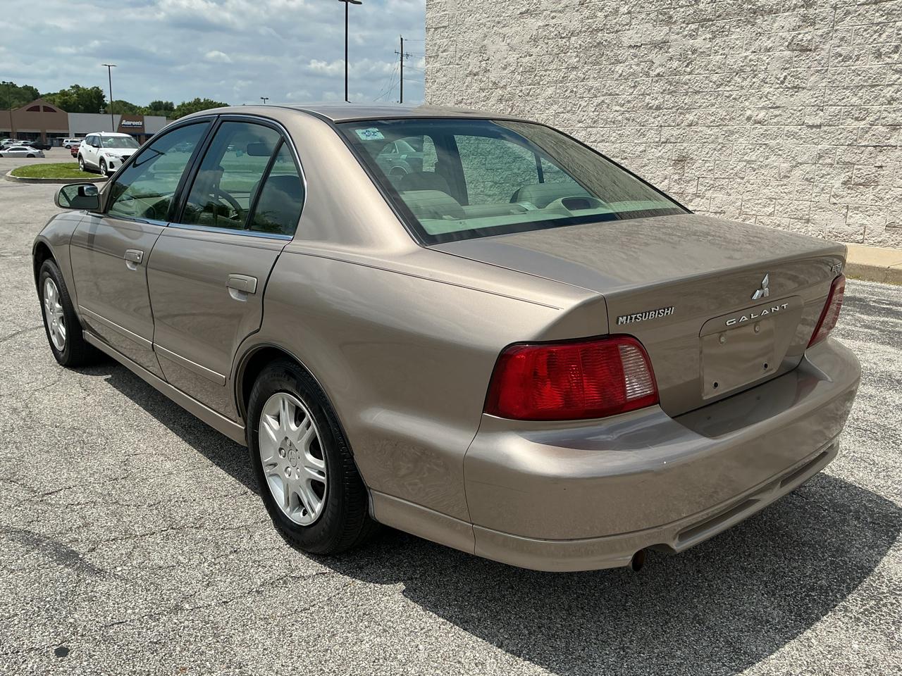 Mitsubishi Galant ES 2002