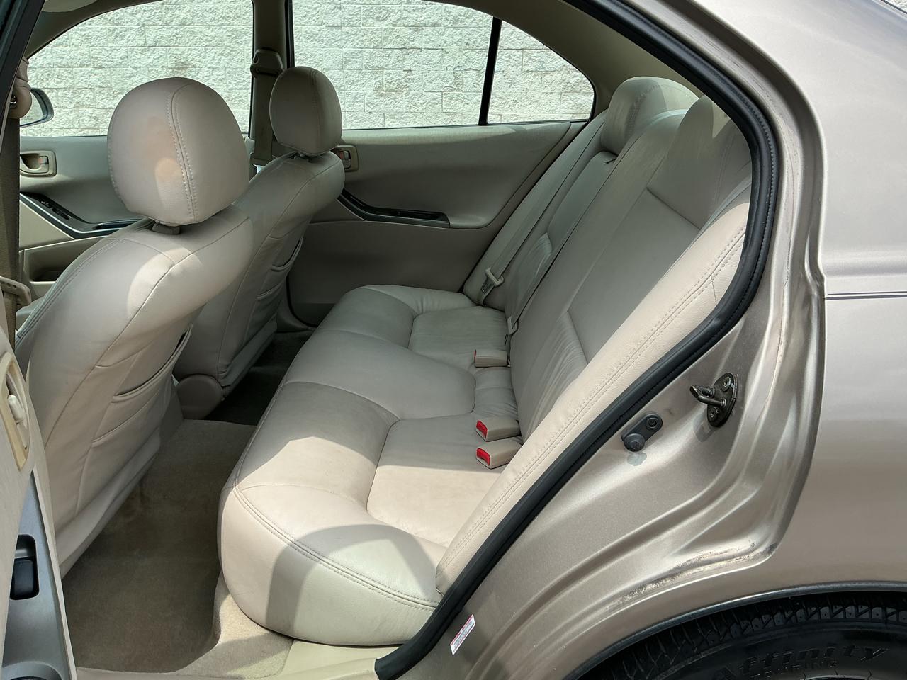 Mitsubishi Galant ES 2002
