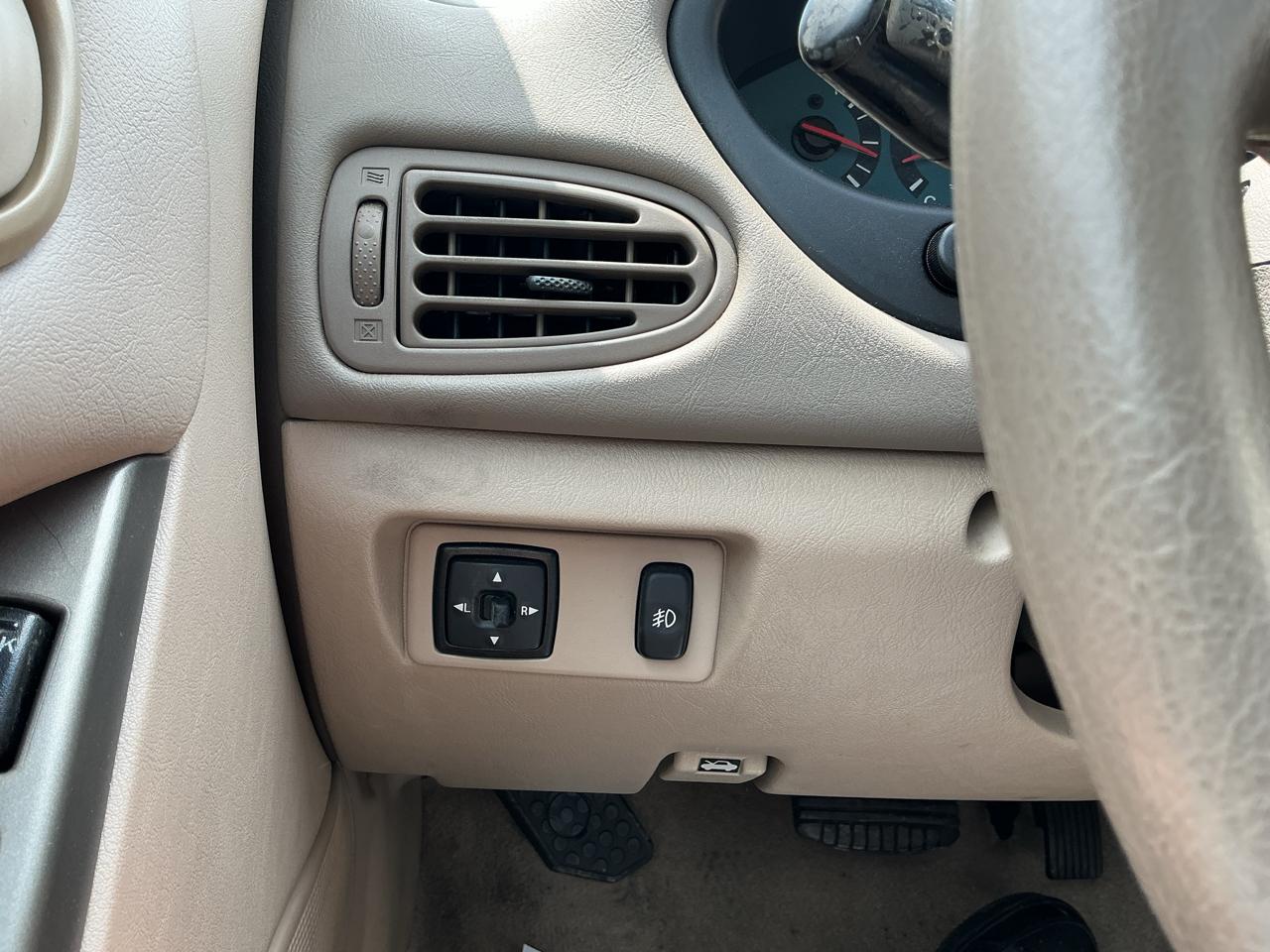Mitsubishi Galant ES 2002