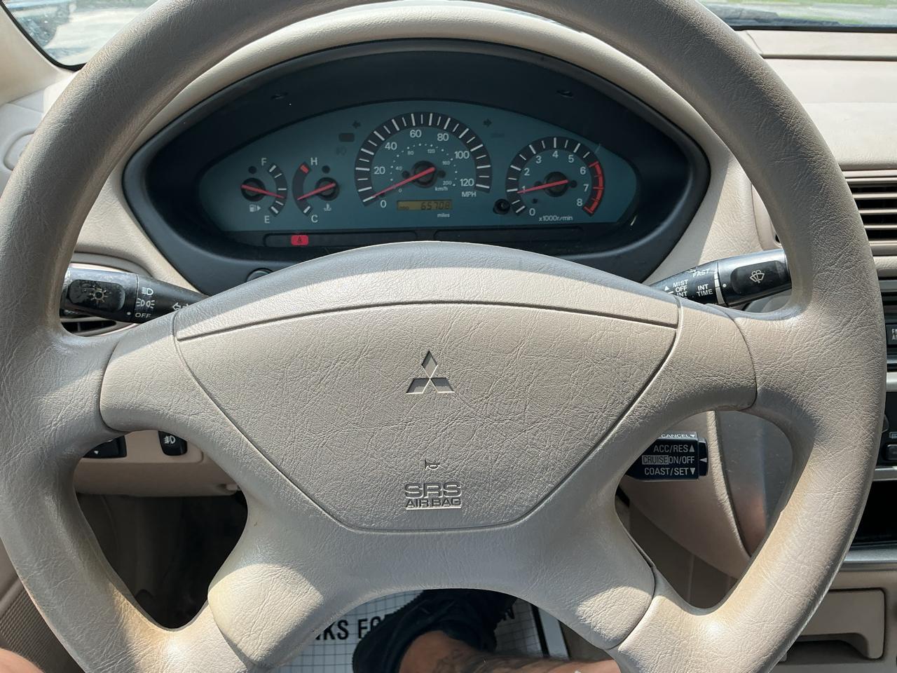 Mitsubishi Galant ES 2002