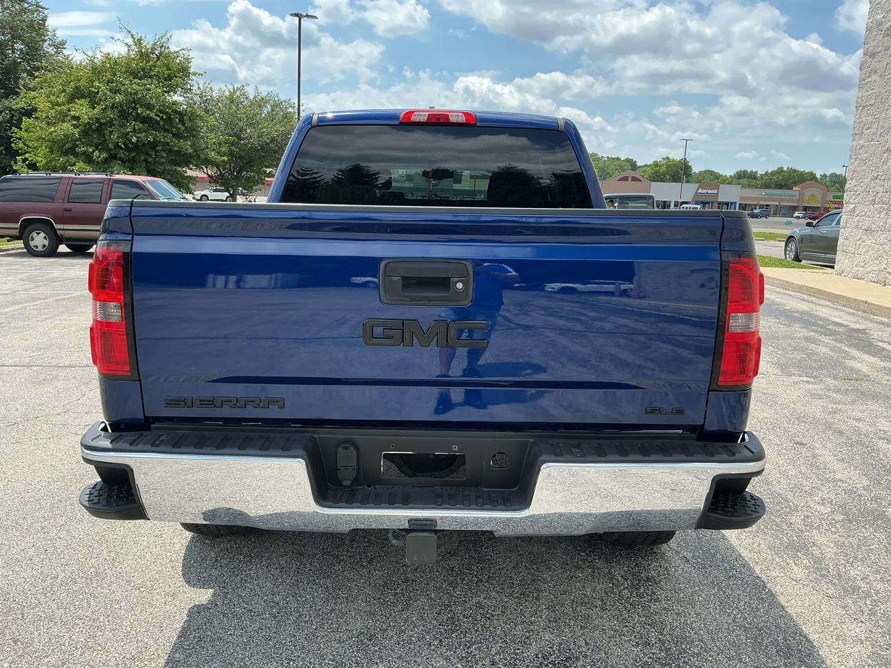 GMC Sierra 1500 SLE Crew Cab Long Box 4WD 2014
