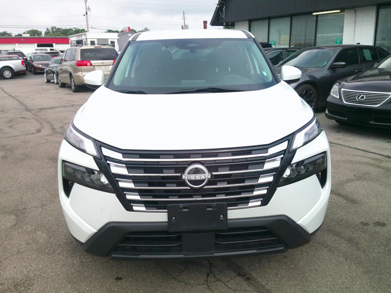 Nissan Rogue SV 2024