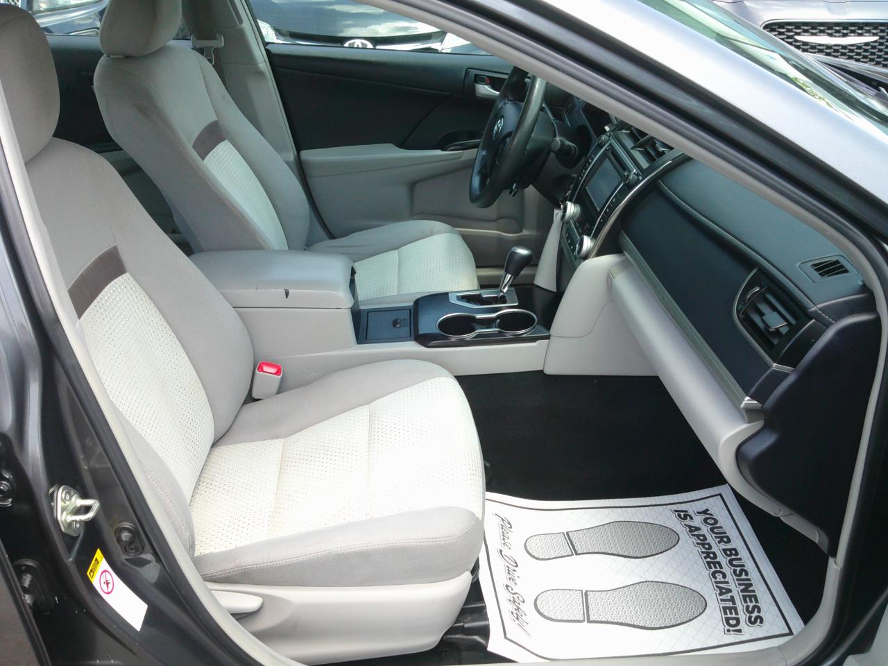 Toyota Camry LE 2014