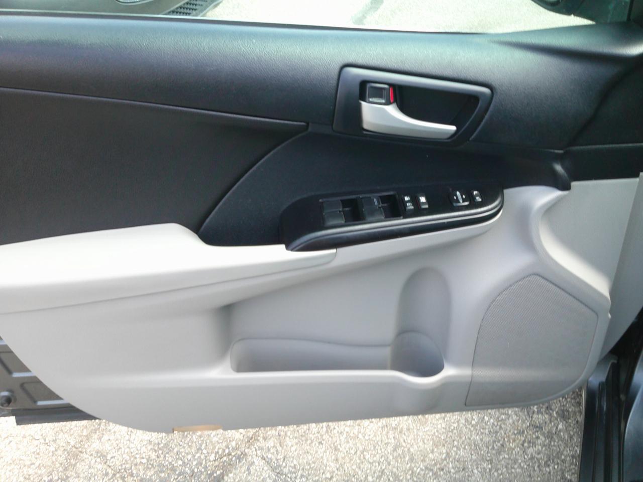 Toyota Camry LE 2014
