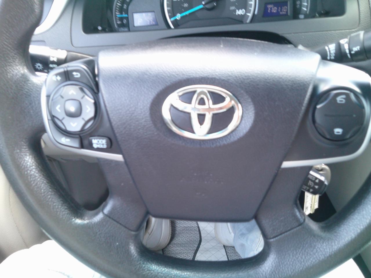 Toyota Camry LE 2014