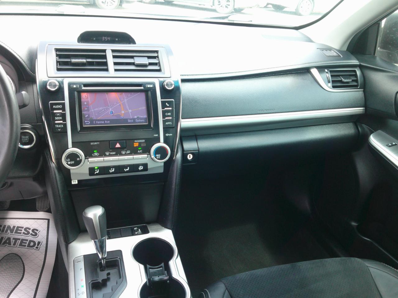 Toyota Camry SE 2013