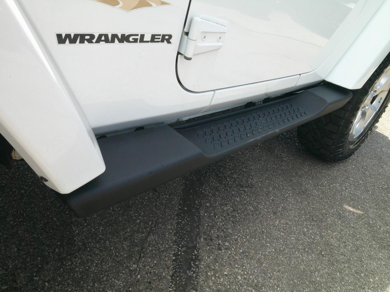 Jeep Wrangler Sahara 4WD 2014