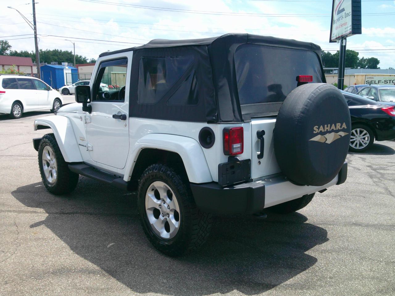 Jeep Wrangler Sahara 4WD 2014